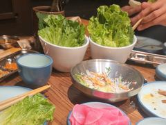 -明洞阿姨·韩式酱蟹烤肉·创意料理(三元桥店)