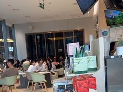 -奈雪的茶(优特汇店)