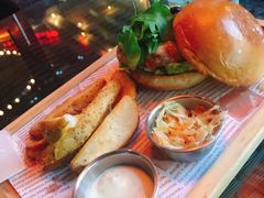 牛肉黑松露汉堡-COMMUNE幻师(五角场店)