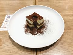 下午茶流心提拉米苏兑换券-必胜客(WOW株洲中鸿店)