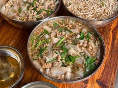 -正宗杨记普洱酸醋米线(总店)