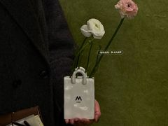 -M Stand(南京紫峰大厦店)