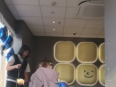 -必胜客(WOW象山涌金广场店)