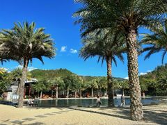 -腾冲洞山温泉村
