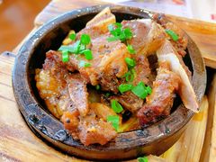 石锅黑椒牛仔骨-虾饺妹·粤式手工点心(水荫路店)