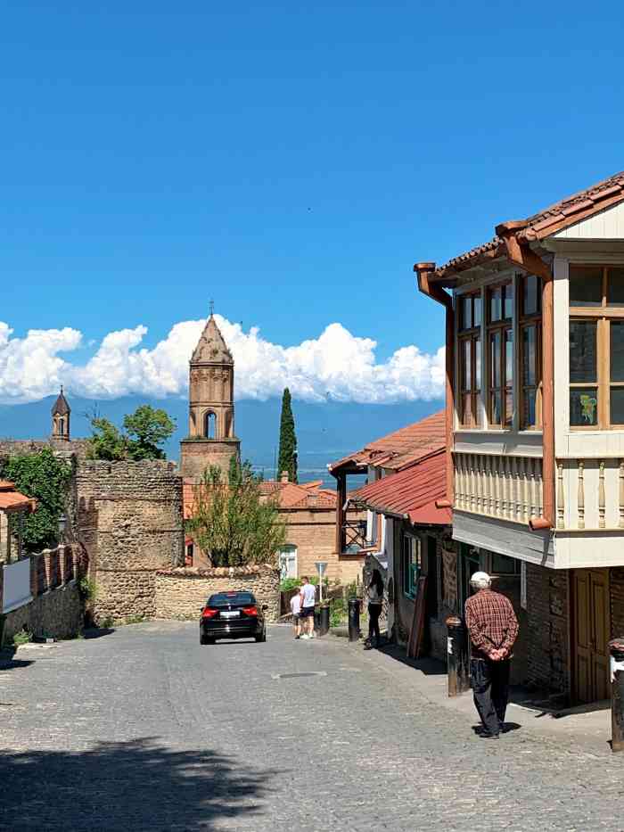 西格纳吉-"西格纳吉被称为红酒小镇,据说有考古学家在.