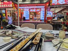 -刘姐啤酒鱼民族演艺餐厅(西街总店)