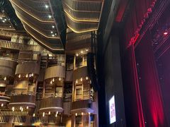 -交通银行前滩31演艺中心