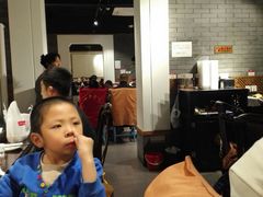 大堂-北平食府·北京烤鸭(北京西站六里桥店)