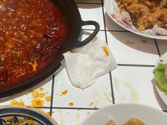 -旧街市鲜货老火锅(大光路店)