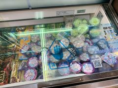 -全家便利店(天目山路三店)