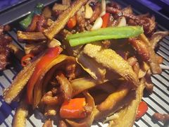 -巴特餐饮6加1音乐餐吧·新疆菜