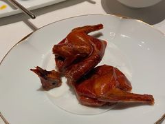 脆皮妙龄鸽-新荣记(建国门外大街店)