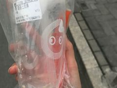 牛奶三兄弟-CoCo都可(湖滨银泰店B区店)