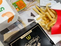 -麦当劳(轻轨曹杨路店)