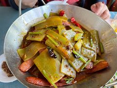 青笋炒腊肉-一盏明灯全素斋(殊像寺店)