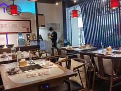 大堂-尚尚仙·酸汤猪手·猪肚鸡火锅(华联万柳购物中心店)