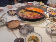 -卤校长老火锅(杨家坪直营店)