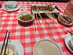-罗霸蛮老岳阳大排档·鲜货烧烤·土吊子煨砂锅烧菜