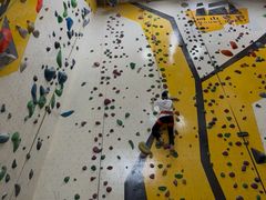 -问山MountQuest攀岩馆