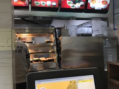 -老娘舅餐厅(黄龙体育中心店)