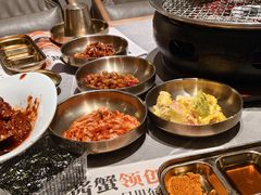 -草家酱蟹炭火烤肉店(珲春南路一店)