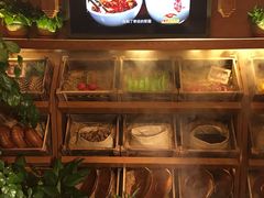 -云海肴·汽锅鸡·云南菜(天山百盛优客店)