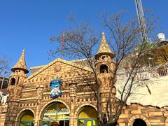 -采薇庄园四季滑雪场