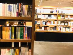 -茑屋书店(天目里店)