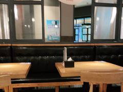 -宽鲜锅贴家常菜(永旺东部购物中心香港中路店)