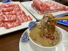 -楼外楼大刀肉传统火锅居(博学路店)