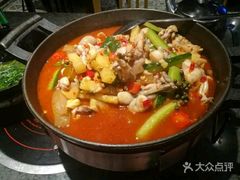 -蛙蛙叫·干锅年代(钻石广场店)