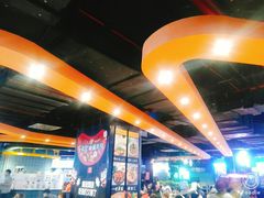 -时尚MEGO商业广场(华新地铁店)