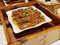 黑椒味菜蒸大肠（特）-荣粤酒家·融合粤菜