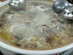 -15年老字号鑫鑫猪肚鸡·椰子鸡海南火锅(兴隆华侨农场店)