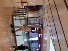 -王府井百货熙地港店