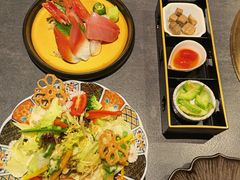 -铭牛烧肉·和牛海鲜自助(高新月牙湖店)