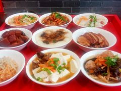 -蓝田九大碗民俗食府(蓝田店)