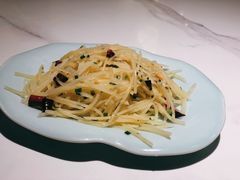 酸辣土豆丝-乔阿马·江南味·驴肉香(龙湖华泾天街店)