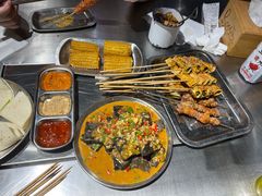 -马路牙子烧烤音乐酒馆(望京店)