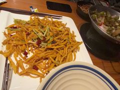 -莲餐厅·湖北菜·潜江小龙虾店(愚园路店)