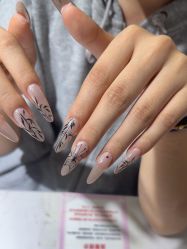 -瞧·享轻奢美甲美睫