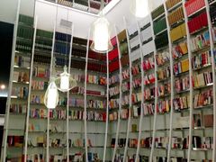 iphone_upload_pic-钟书阁(松江泰晤士小镇店)