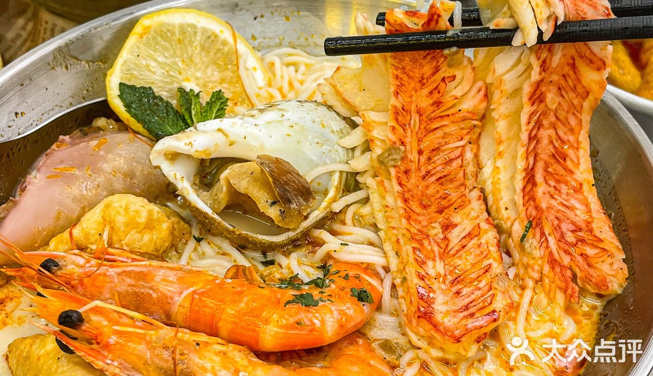 中山这间叻沙🍜小吃都好好吃！传下去 