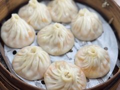 -莱莱小笼·乔艾