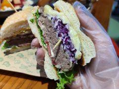 超厚芝士牛肉汉堡-魏斯理汉堡(西安沣东吾悦店)