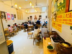 大堂-李兰英湖南面馆(护国路店)