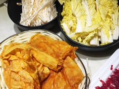 -潮牛海记•潮汕牛肉火锅•醉鸡煲•粿条汤(通北路店)