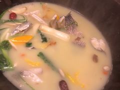 -咕嘟草帽鱼·牛奶一样的鲜鱼汤(包河万达广场创始店)