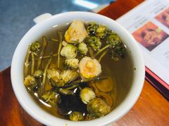 菊花茶-炉小二铜锅牛蛙•川湘菜(三里屯店)